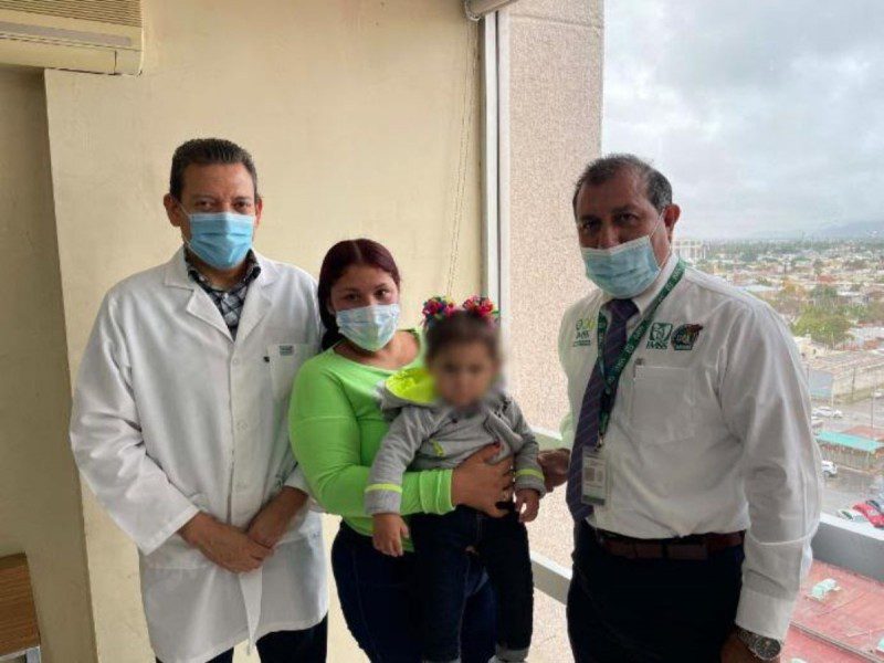 Realizan exitoso trasplante de córnea a bebé en IMSS de Coahuila