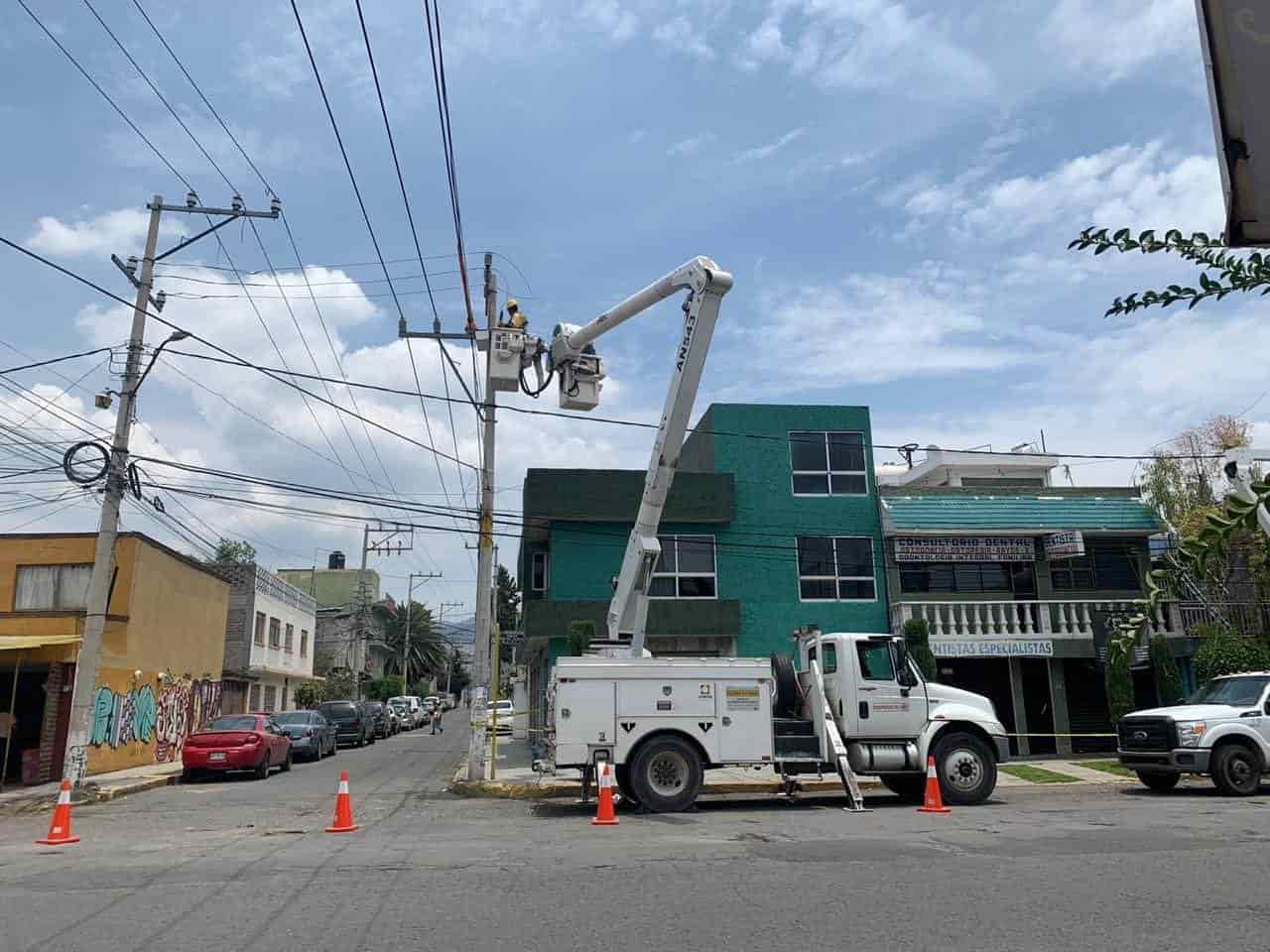 Sismo dejó sin luz a 1.2 millones de usuarios; restablecen servicio al 68%
