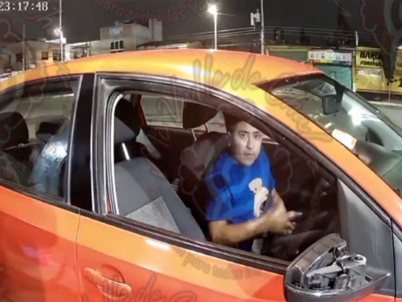 Sujeto llena el tanque de gasolina y se va sin pagar en Edomex