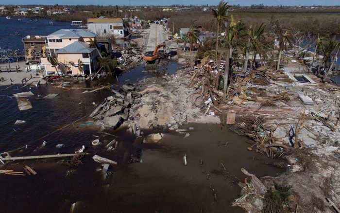58 muertes por 'Ian' en Florida y continúa búsqueda y rescate