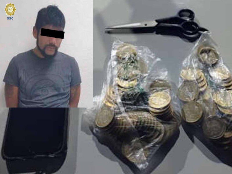 Con unas tijeras, sujeto amaga a cura y se roba las limosnas, en Iztacalco