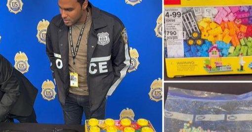 Trafican fentanilo arcoíris escondido en piezas de Lego y dulces