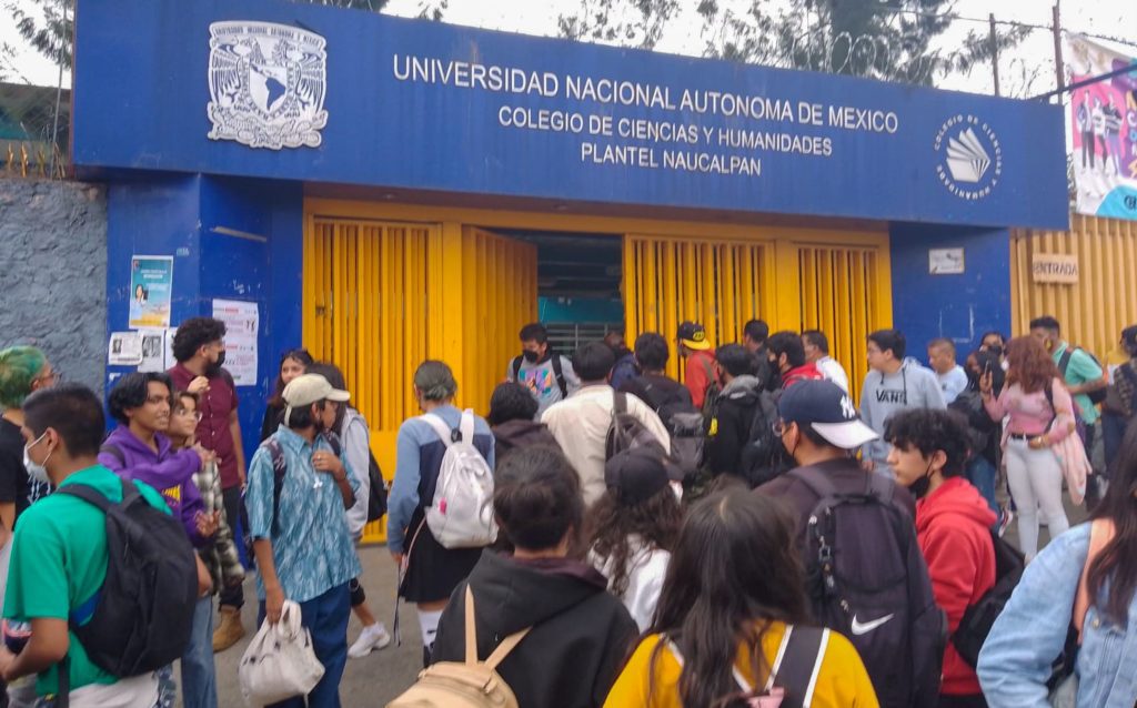 CCH Naucalpan entra a paro por supuesto incumplimiento de demandas