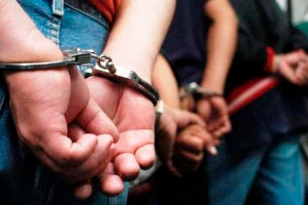 Extraditan desde Japón a tres mexicanos relacionados con delitos de narcotráfico