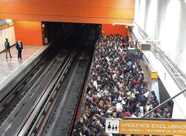 Nueva mañana de aglomeraciones en el Metro CDMX; ahora en la Línea 7