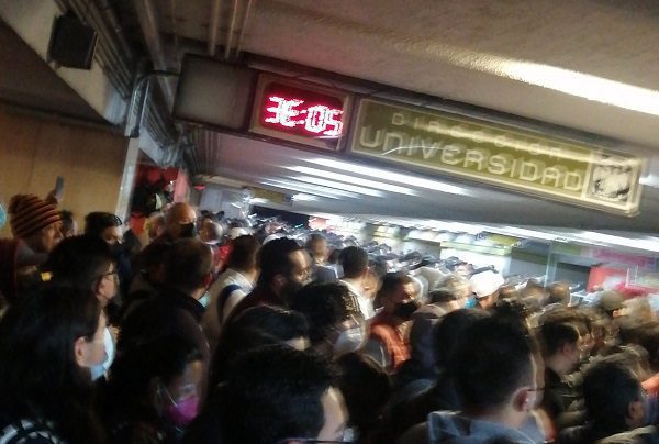 ¡Otra vez! Nueva mañana de retrasos en el Metro CDMX, ahora en la Línea 3