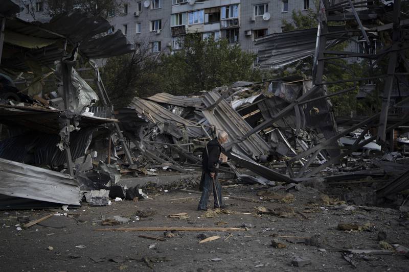 Rusia lanza nuevos ataques contra Ucrania; va contra Zaporiyia