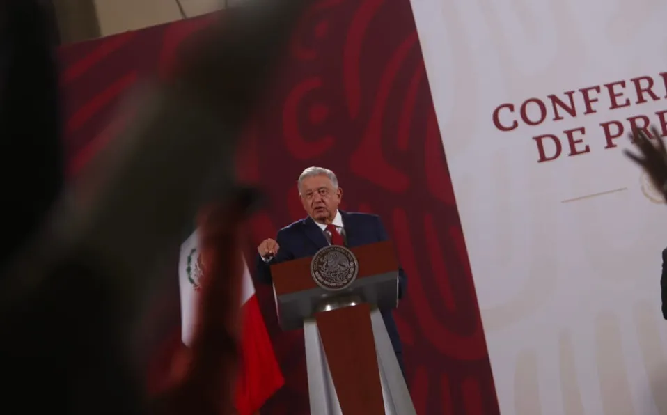 AMLO exhorta a oposición a resolver su candidato presidencial para 2024