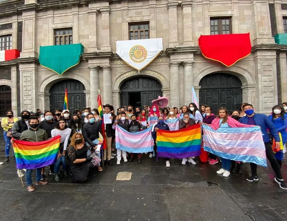 Congreso de Edomex aprueba en lo general la legalización del matrimonio igualitario