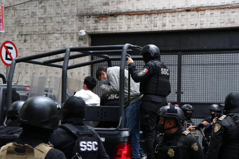 18 de los 27 'montadeudas' detenidos en CDMX libran proceso penal