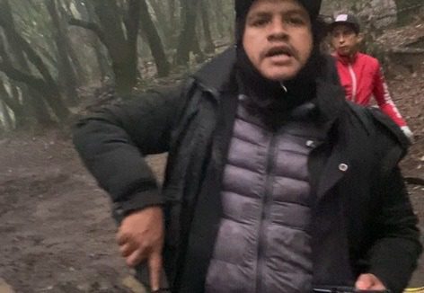 Hombres con machetes exigen pago para entrar al Desierto de los Leones #VIDEO