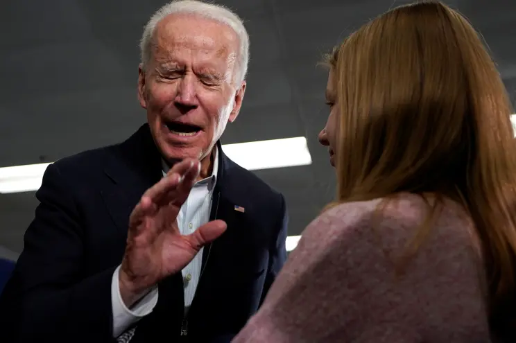 Biden vuelve a confundirse, ahora con la causa de muerte de su hijo #VIDEO