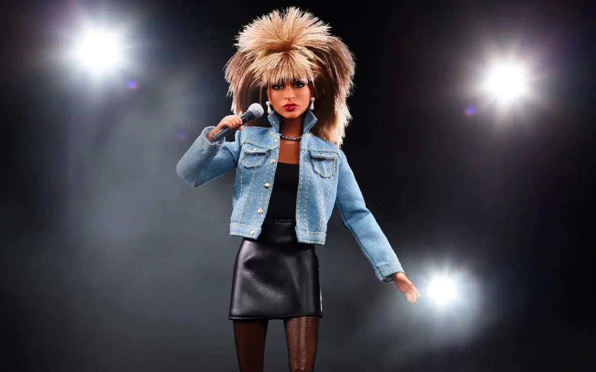 Mattel celebra la trayectoria de Tina Turner con el lanzamiento de una muñeca Barbie