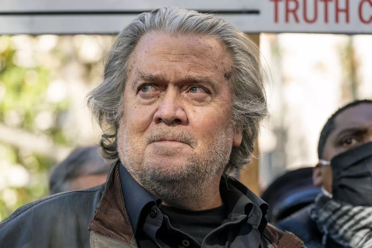 Steve Bannon, aliado de Trump, es sentenciado a 4 meses de cárcel