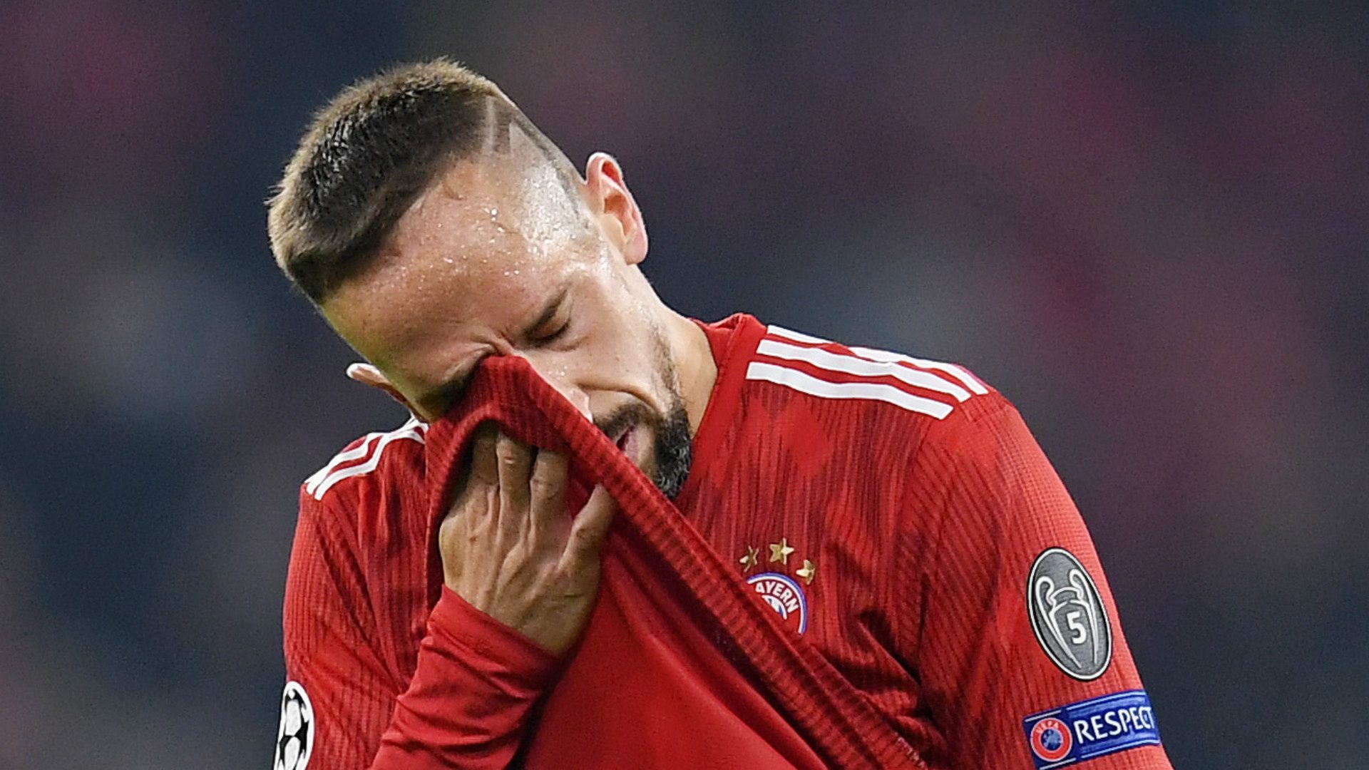 El legendario futbolista Franck Ribéry anuncia su retiro a los 39 años