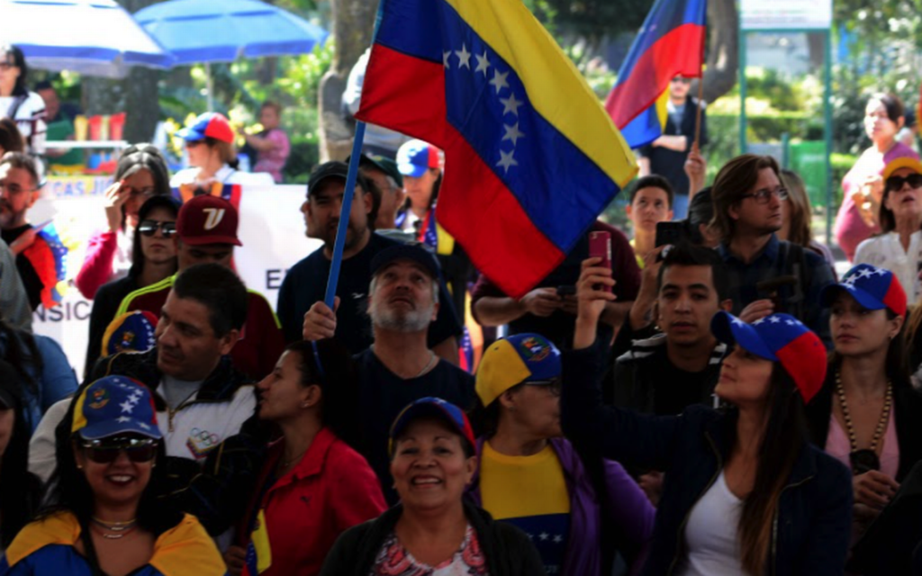 México podría solicitar a EU más visas humanitarias para venezolanos: AMLO