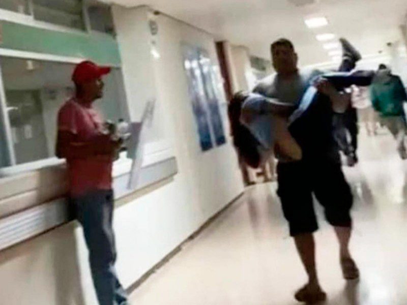 "Nada grave", asegura AMLO sobre intoxicación de estudiantes en Chiapas y Veracruz