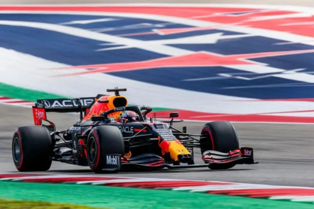 Hoy es el Red Bull Show Run desde Guadalajara con Checo Pérez