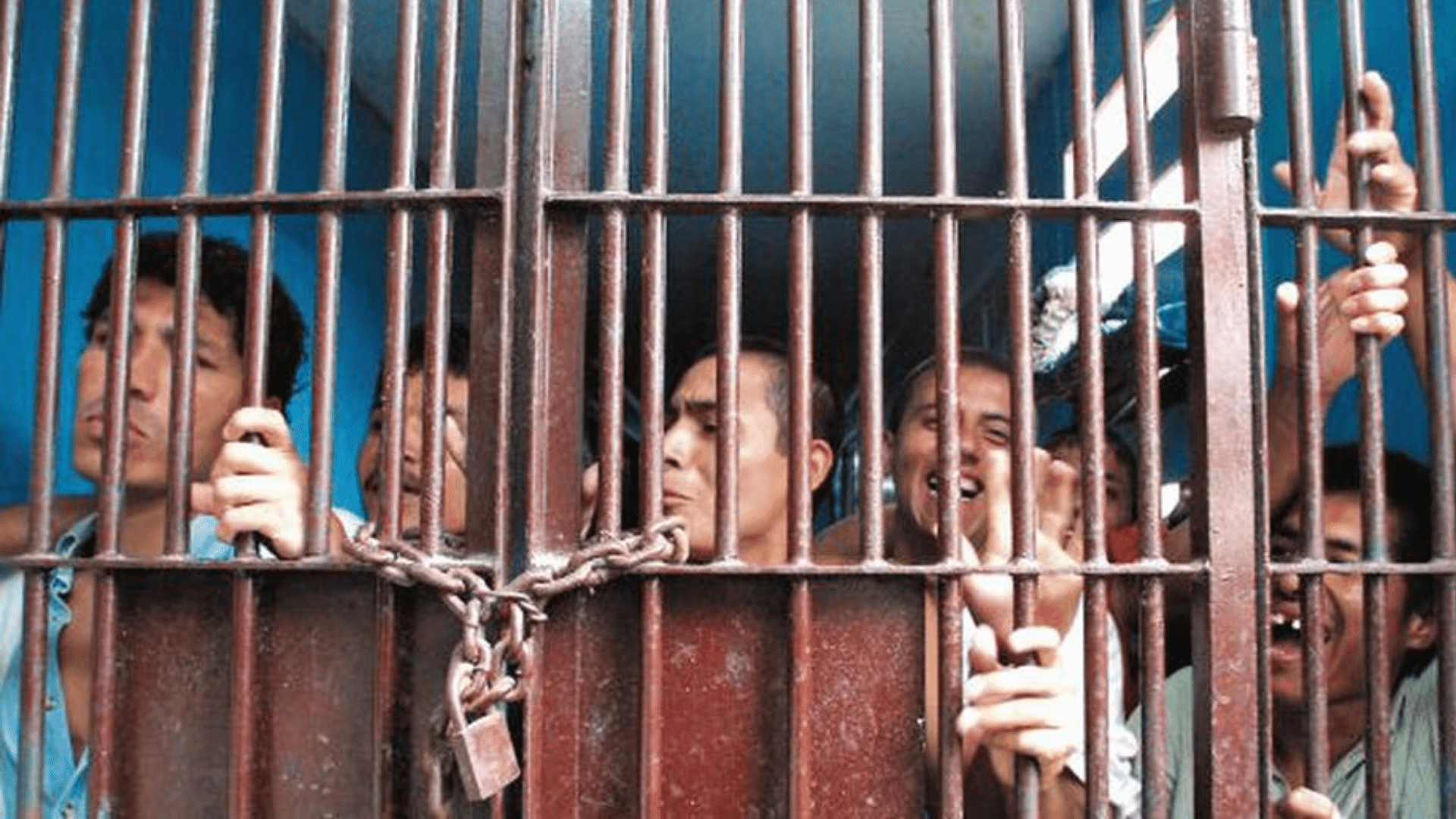 Va de nuevo. Ministro propone interpretar Constitución para eliminar prisión preventiva