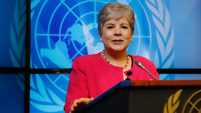 Congresista republicana critica postulación de la mexicana Alicia Bárcena al BID, por "comunista"