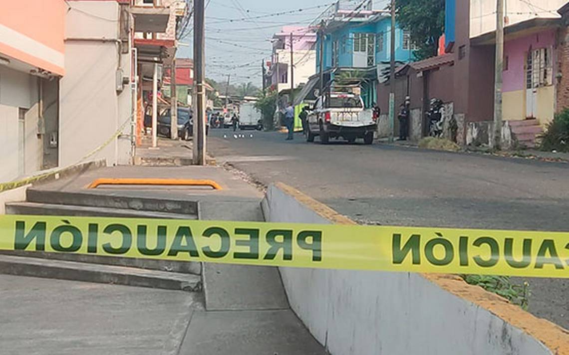 Asesinan a automovilista en calles de Venustiano Carranza