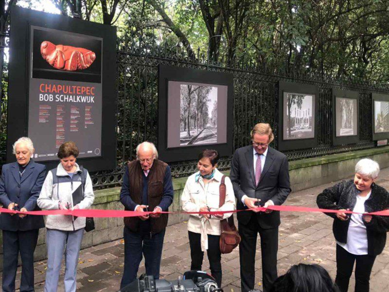 Exposición fotográfica exhibe 60 años del Bosque de Chapultepec