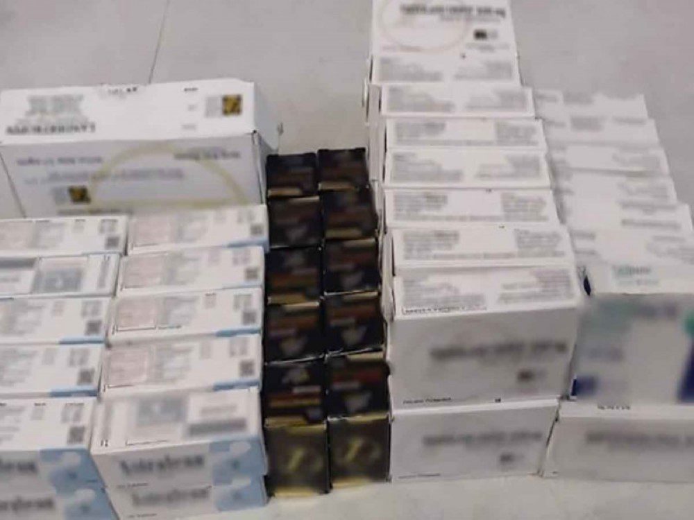 Medicamento controlado asegurado en el AIQ por la GN