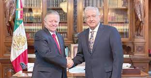 “Una persona honesta”, pide AMLO para próximo presidente de la SCJN