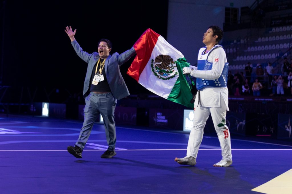 El mexicano Carlos Sansores se lleva el oro en el Mundial de Taekwondo