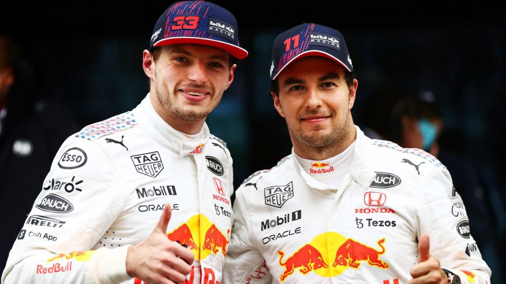 Red Bull admite error en la orden a Verstappen para ayudar a 'Checo' Pérez