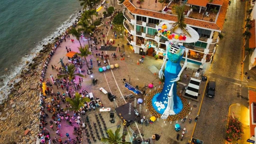 Con 22.67 metros, Puerto Vallarta gana Récord Guinness a la catrina más grande del mundo