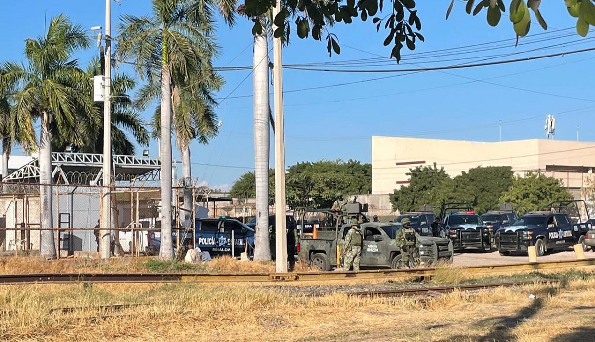 Reo en penal de Culiacán roba arma de celador y mata a dos compañeros