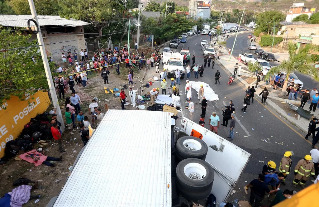 Inai ordena a FGR informar sobre volcadura en Chiapas que dejó 53 migrantes muertos