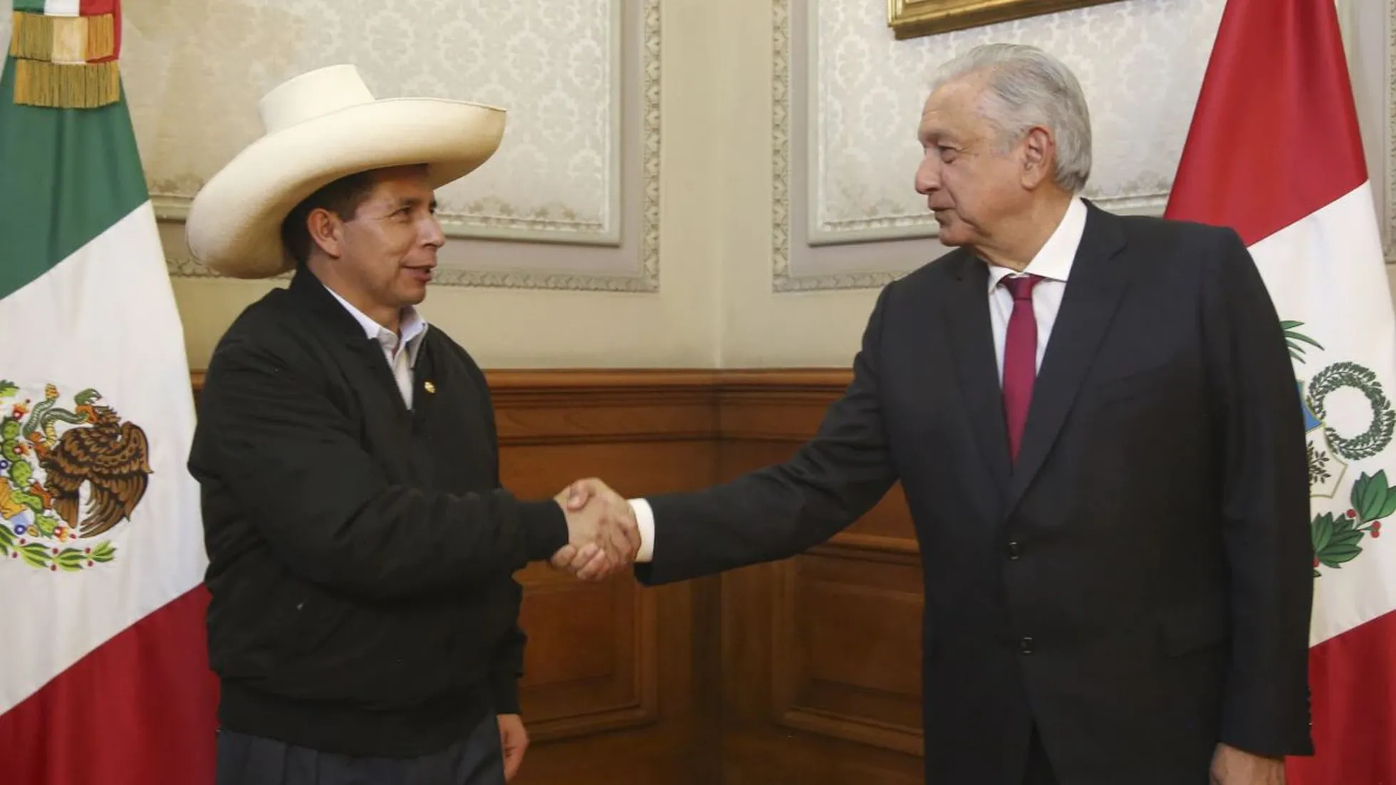 Pedro Castillo apoya cumbre de Alianza del Pacífico en Perú, como sugirió AMLO