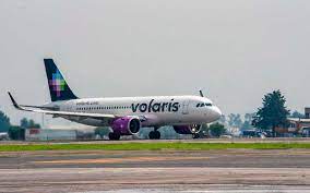 Volaris cancela al menos 29 vuelos en el AICM