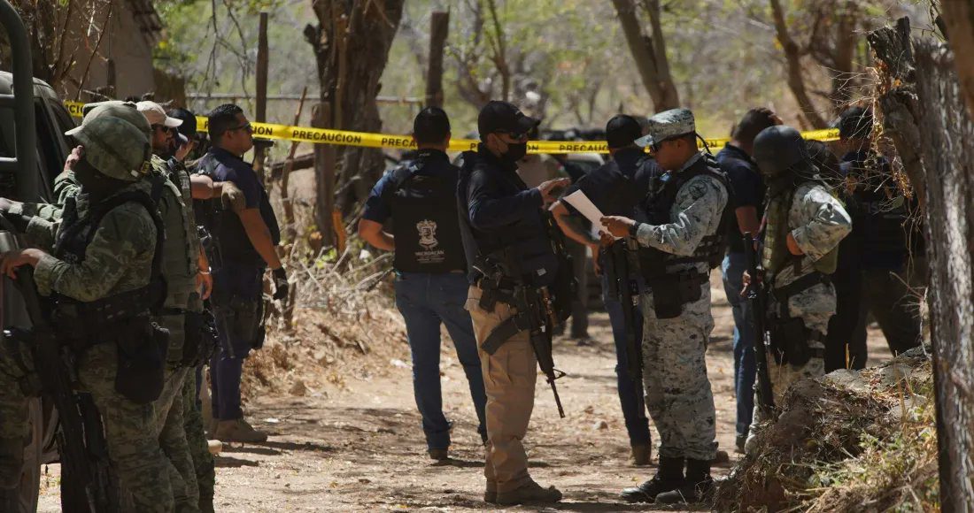 Localizan ocho cuerpos en fosas clandestinas en Tarímbaro, Michoacán