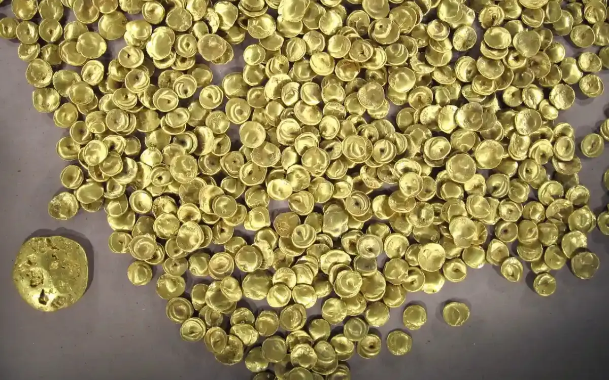 Roban colección de monedas de oro celtas valuada en millones de euros