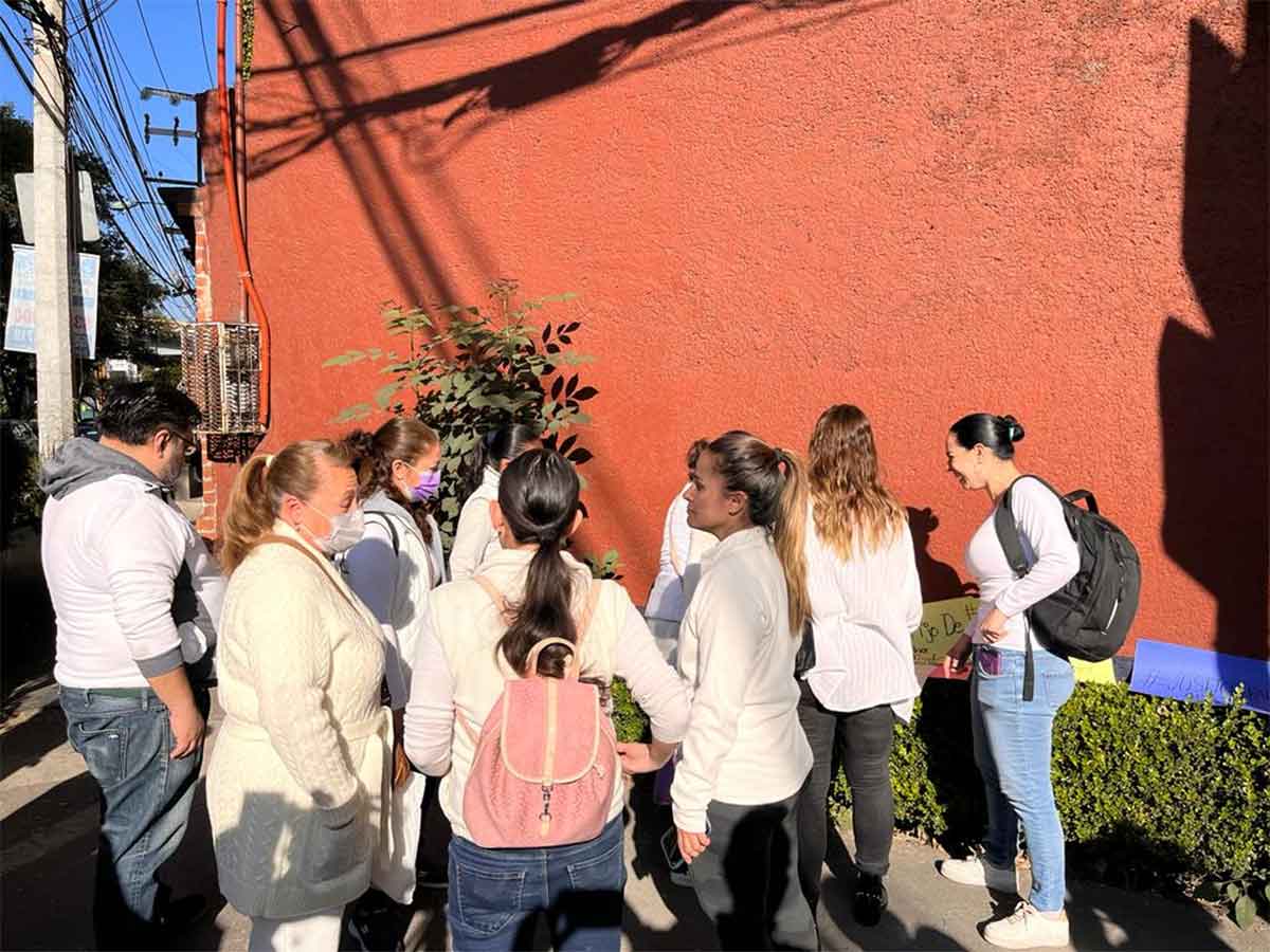 Padres marchan tras la muerte de Abner en Colegio Williams