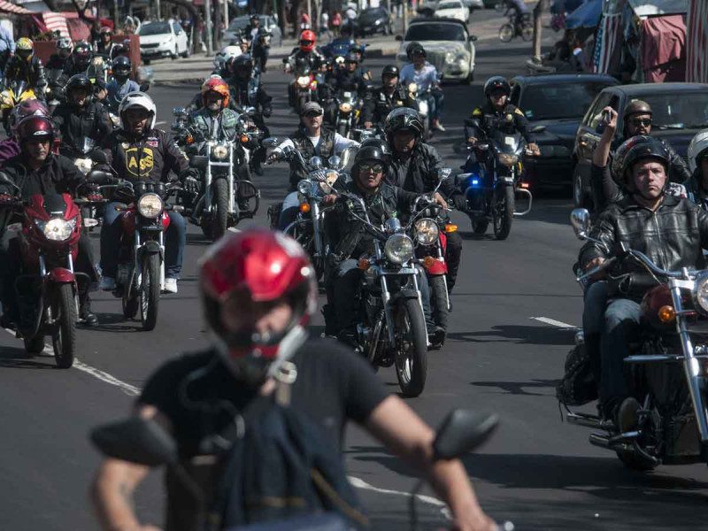 Semovi pospone entrega de restricciones en reglamento de tránsito en CDMX