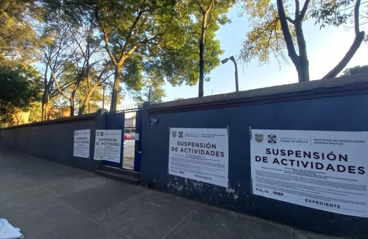 Gobierno CDMX clausuran el 'salón Pentathlón' tras concierto clandestino neonazi