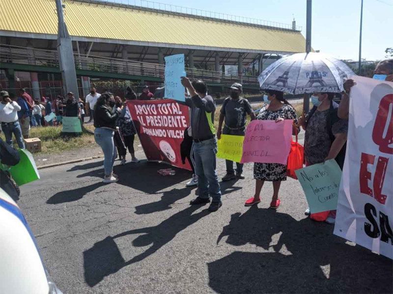 Vecinos vuelven a bloquear Avenida Central, en Ecatepec, ante desabasto de agua