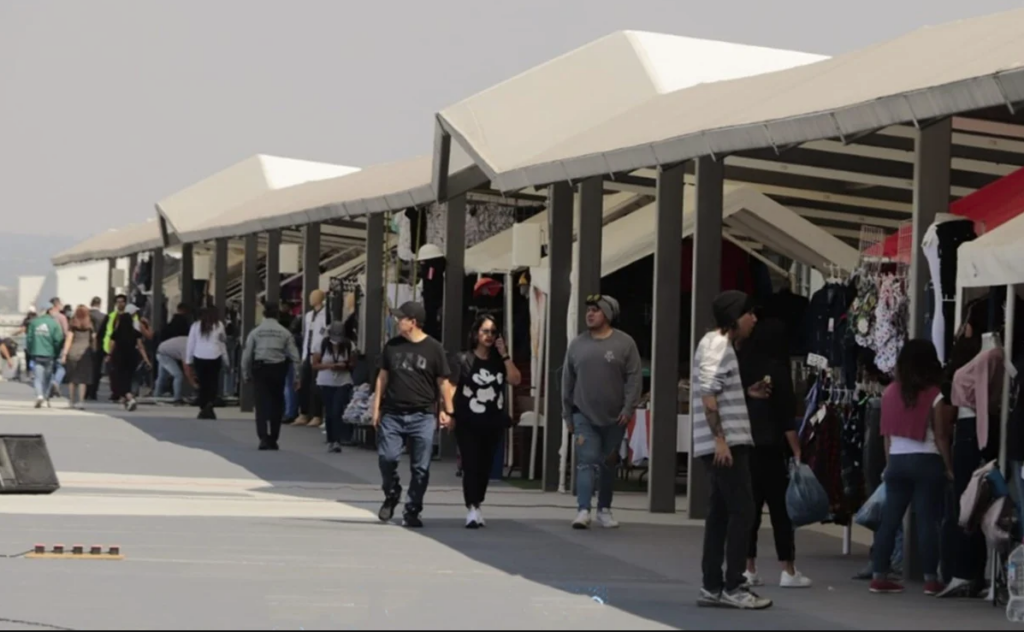 ¿Tepito? Por este motivo instalaron un "tianguis" en el AIFA