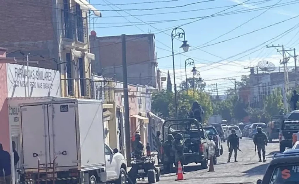 “¡Córrele, hija!”: balacera causa pánico en Jerez, Zacatecas