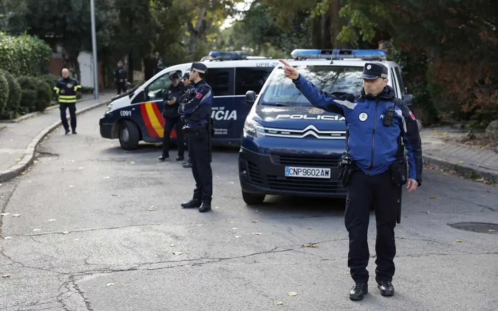 Atentado con un sobre explosivo deja un herido en la Embajada de Ucrania en Madrid