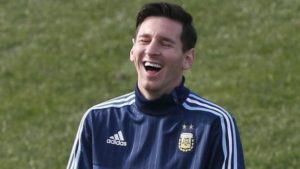 El ‘Canelo’ le pide disculpas a Messi por amenazas