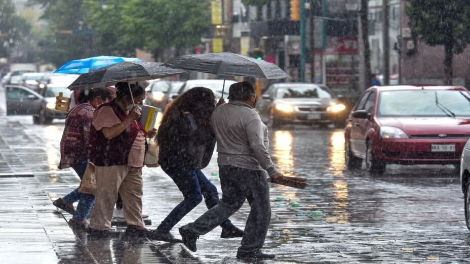 Alerta Amarilla en cinco alcaldías de la CDMX por lluvia intensa