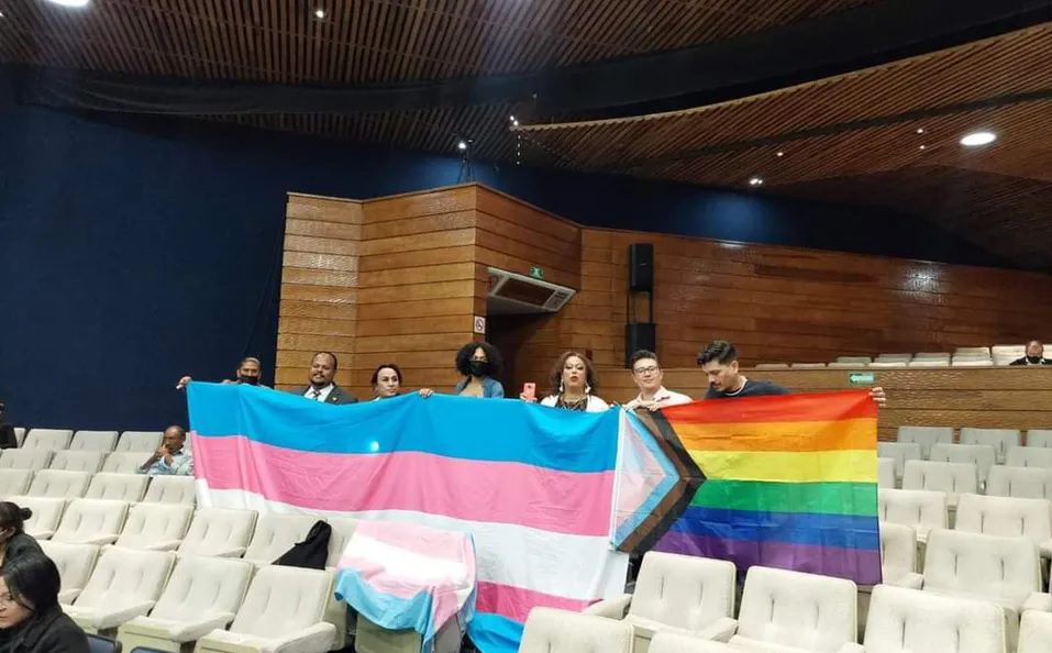 Congreso de Hidalgo aprueba género no binario para identidad