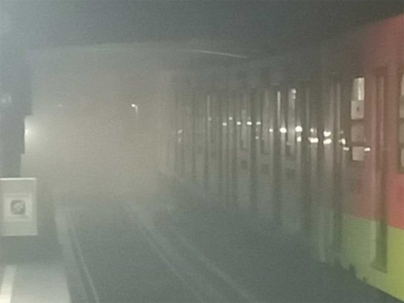 Corto circuito en la estación Zapata de la Línea 3 del Metro de la CDMX