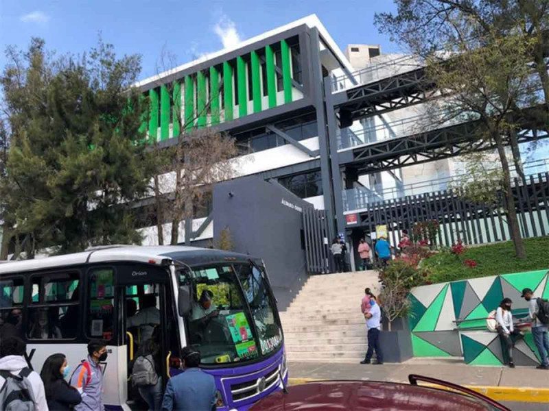 Detienen a alumno de prepa acusado de violar a su compañera en CDMX