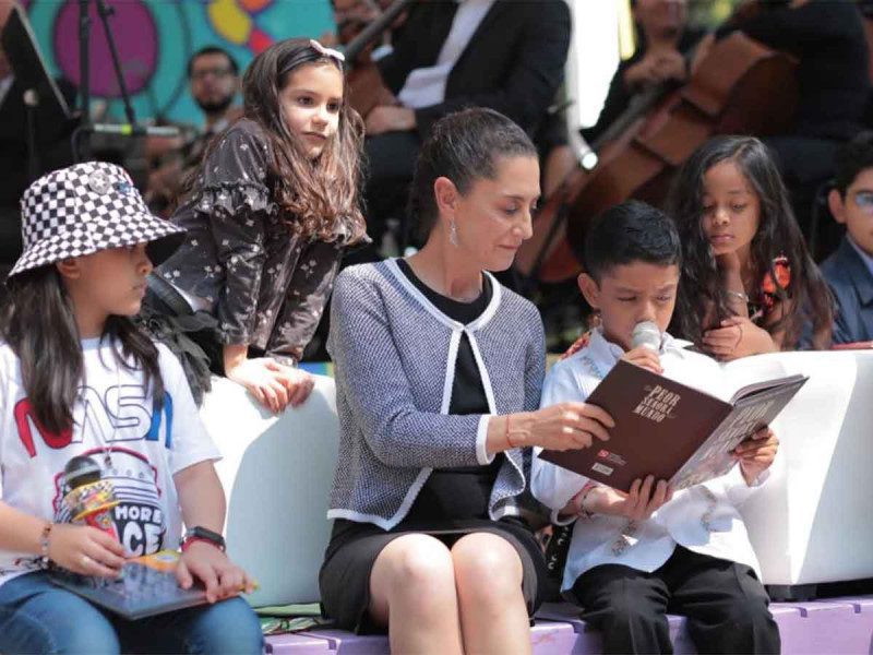 Feria Internacional del Libro Infantil y Juvenil en el Bosque de Chapultepec